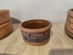 طاجن فخار صغير