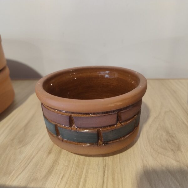 طاجن فخار صغير